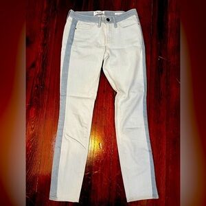 FRAME DENIM Color Block Jeans Le Skinny De Jeanne Light Wash Denim
